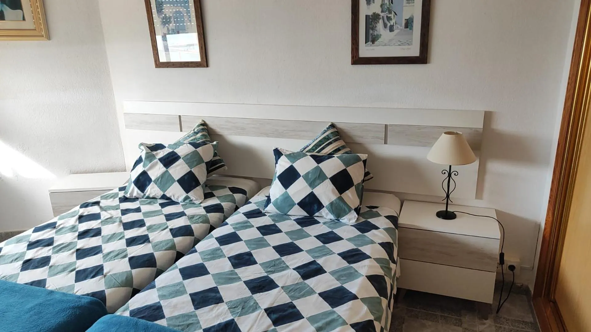 Cozy Apartment With First Line Seaview In Perfect Location, Near The Marina Benalmádena