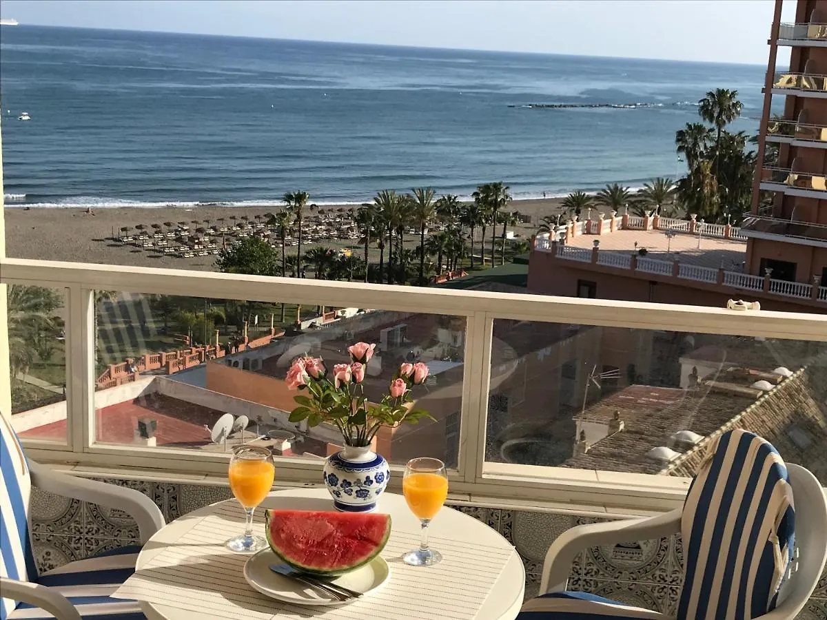 Cozy Apartment With First Line Seaview In Perfect Location, Near The Marina Benalmádena